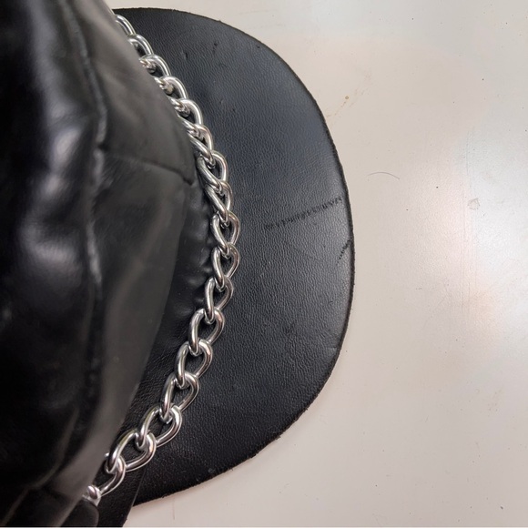 NEWSBOY CAP. Black vinyl with chain. Perfect for costume. Approx 9” Diameter - Picture 2 of 5